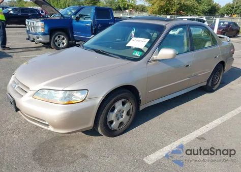 2002 Honda Accord 3.0 Ex z USA, uszkodzony, nr VIN 1HGCG16542A003726